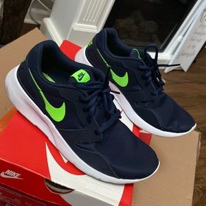 Nike Kaishi Navy Blue/lime green